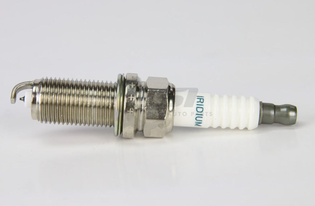 1X Toyota Genuine Spark Plugs Ikh20Tt Hiace Landcruiser Prado Tundra