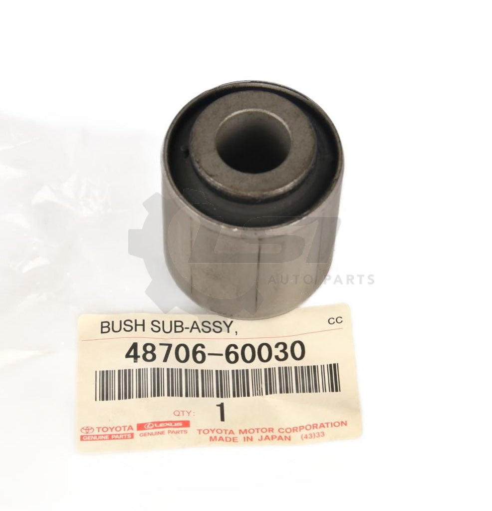 2X Genuine Toyota Landcruiser 70 78 79 80 105 Series Front Panhard Rod Bush